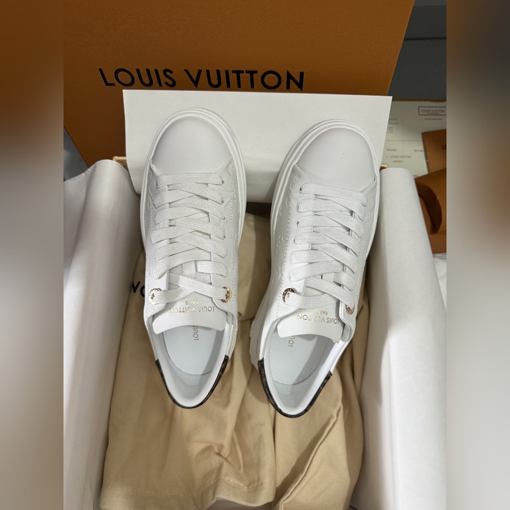 Louis Vuitton Time Out Sneaker - Picture 3 of 12